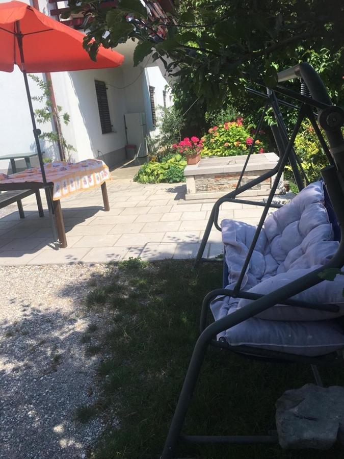 Hostel-Sezanalokev B&B Екстер'єр фото